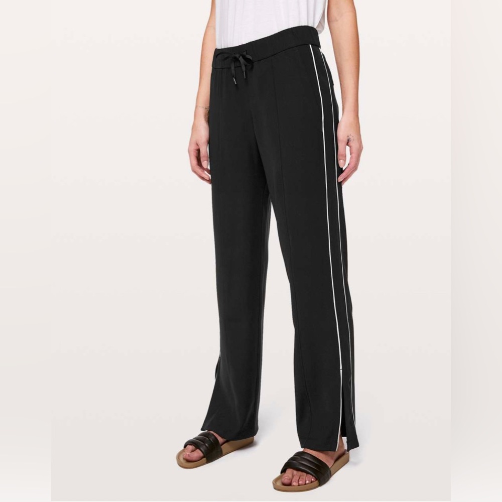 Lululemon On the Right Track Pant Black Pinstripe Tuxedo Pants Size 4